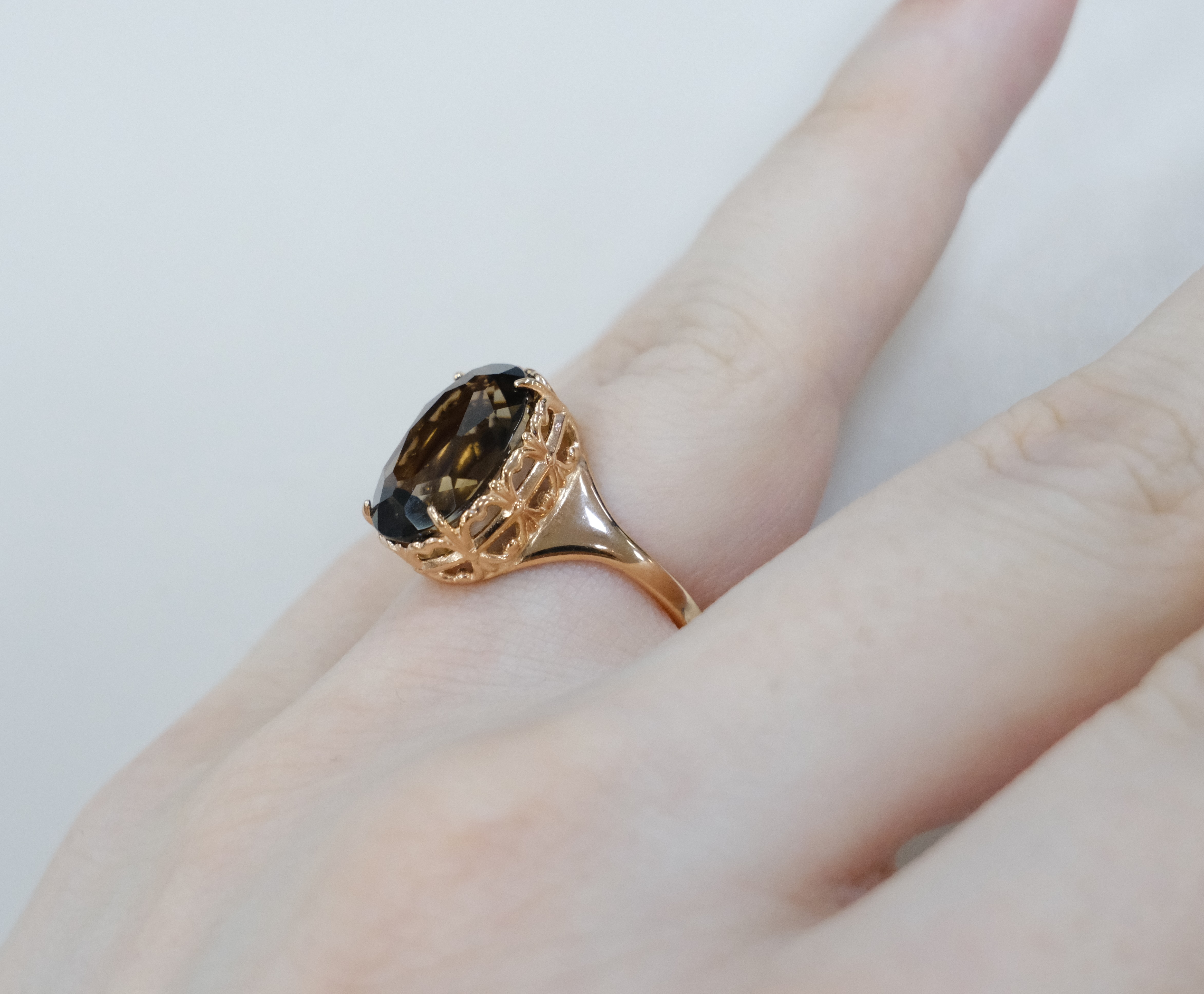 Серебряное кольцо с раухтопазом